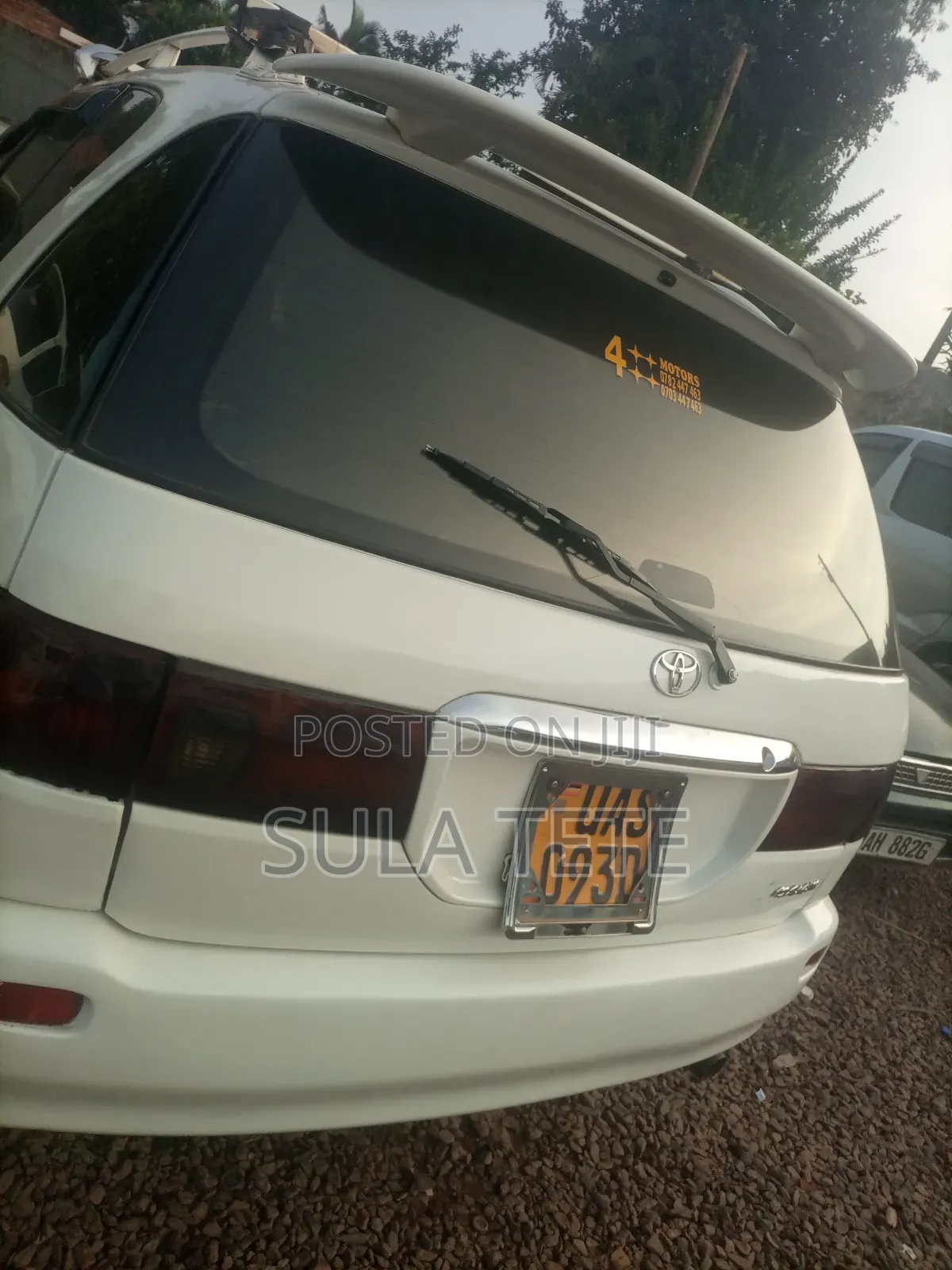 Toyota Ipsum 2000 White