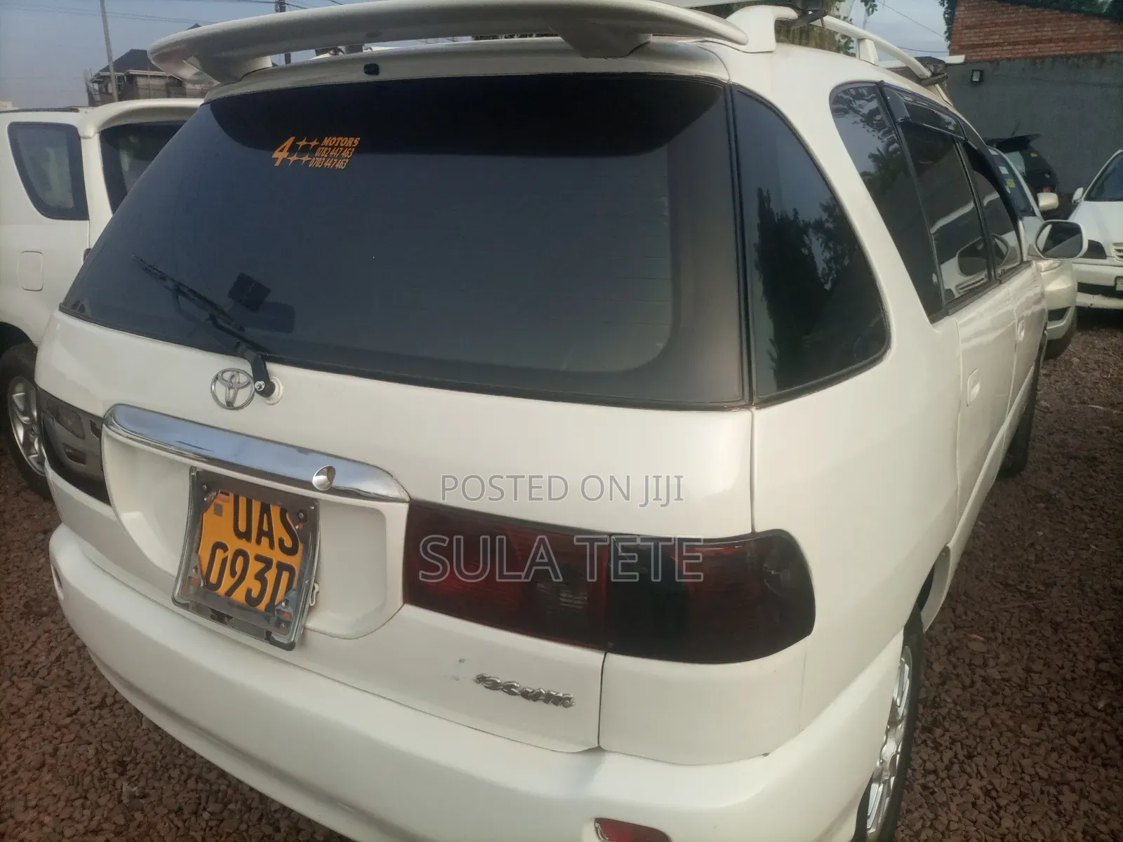 Toyota Ipsum 2000 White