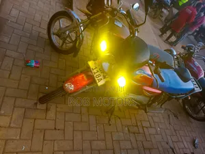 Bajaj CT 125X 2025 Red