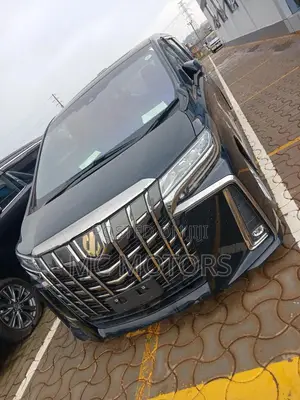 Toyota Alphard 2.5 Petrol AWD 2017 Black