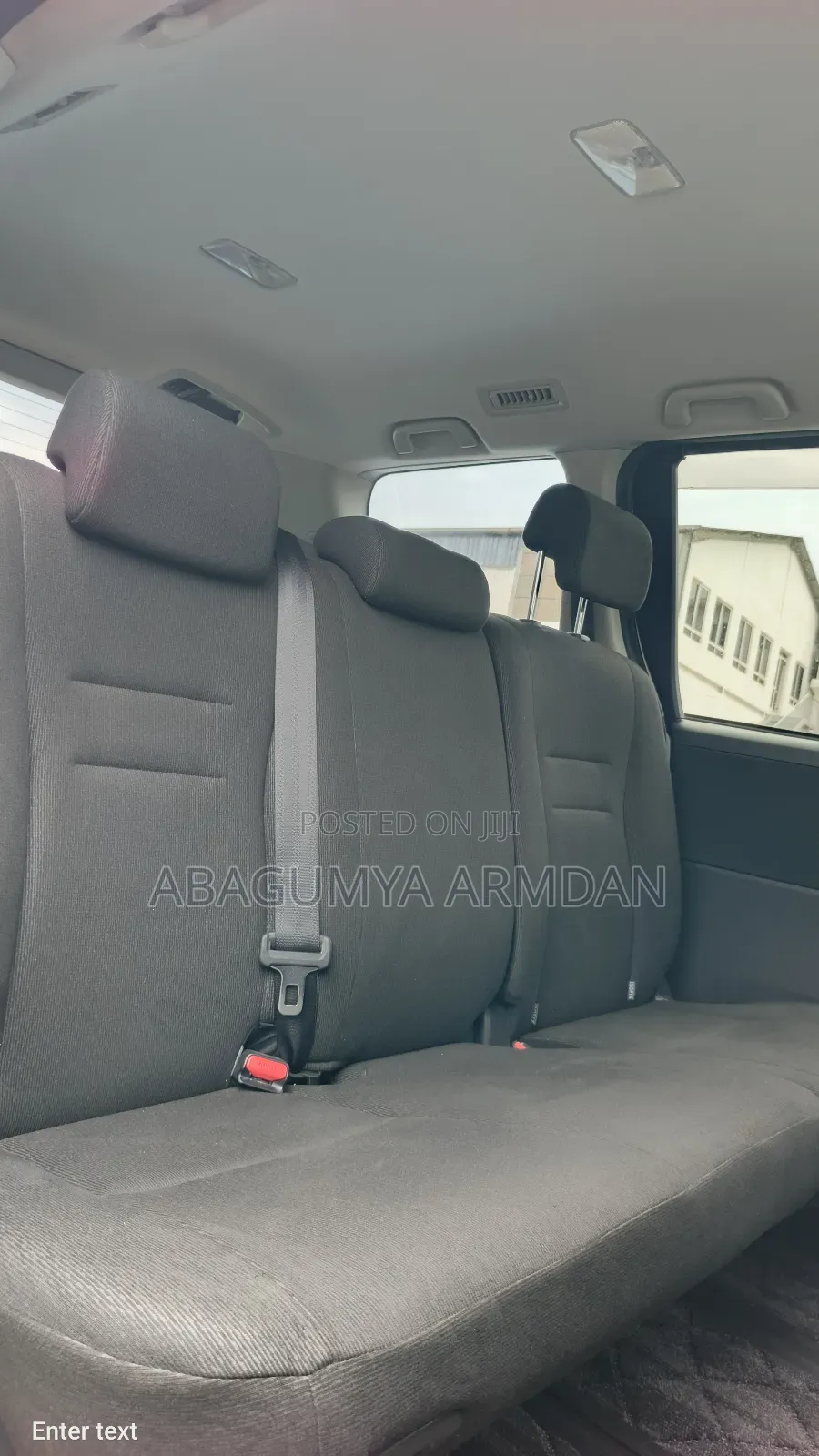 Toyota Noah 2.0 143hp AWD (8 Seater) 2011 White