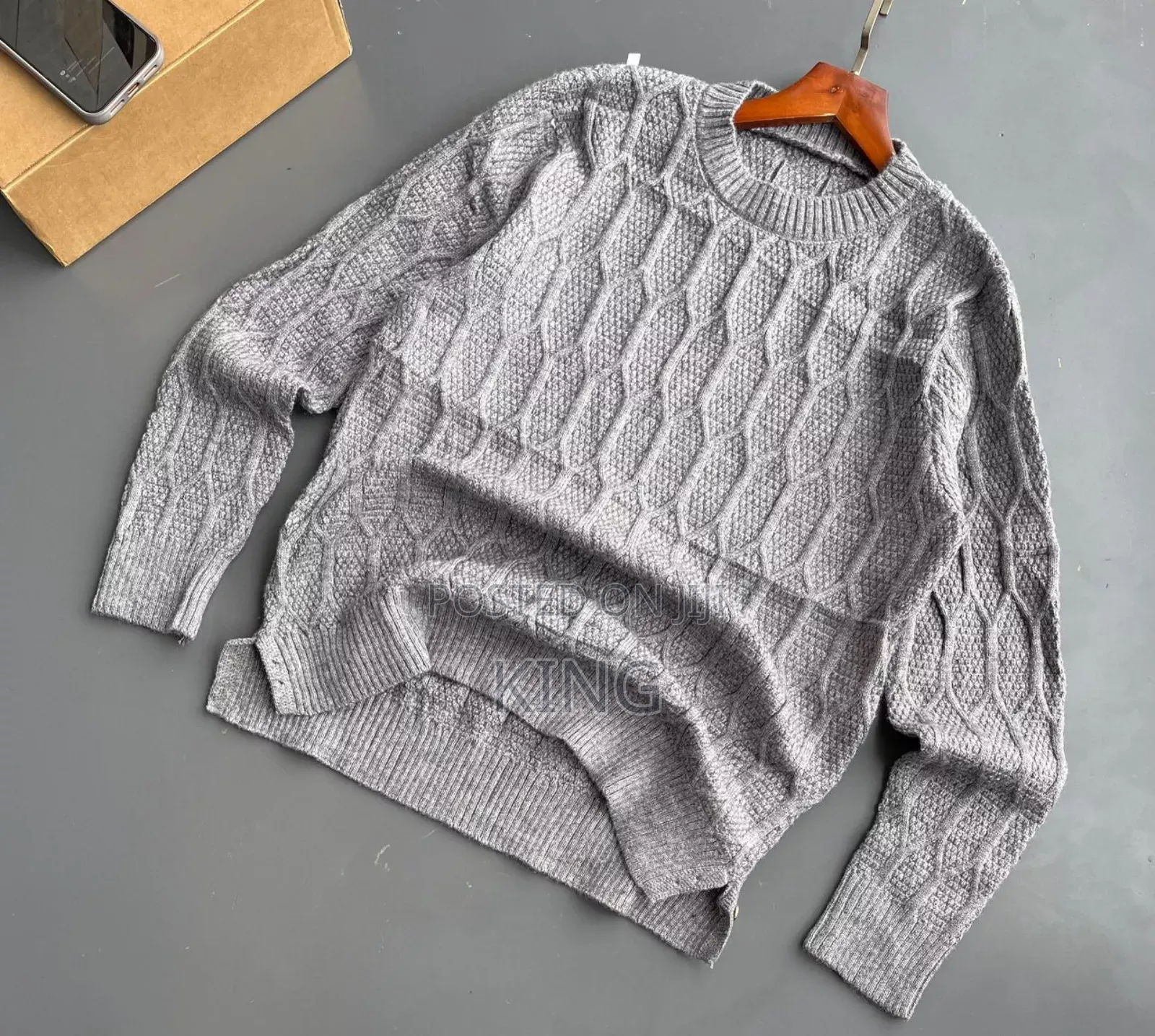 Honeycomb Cable-Knit Crew Neck Sweaters,