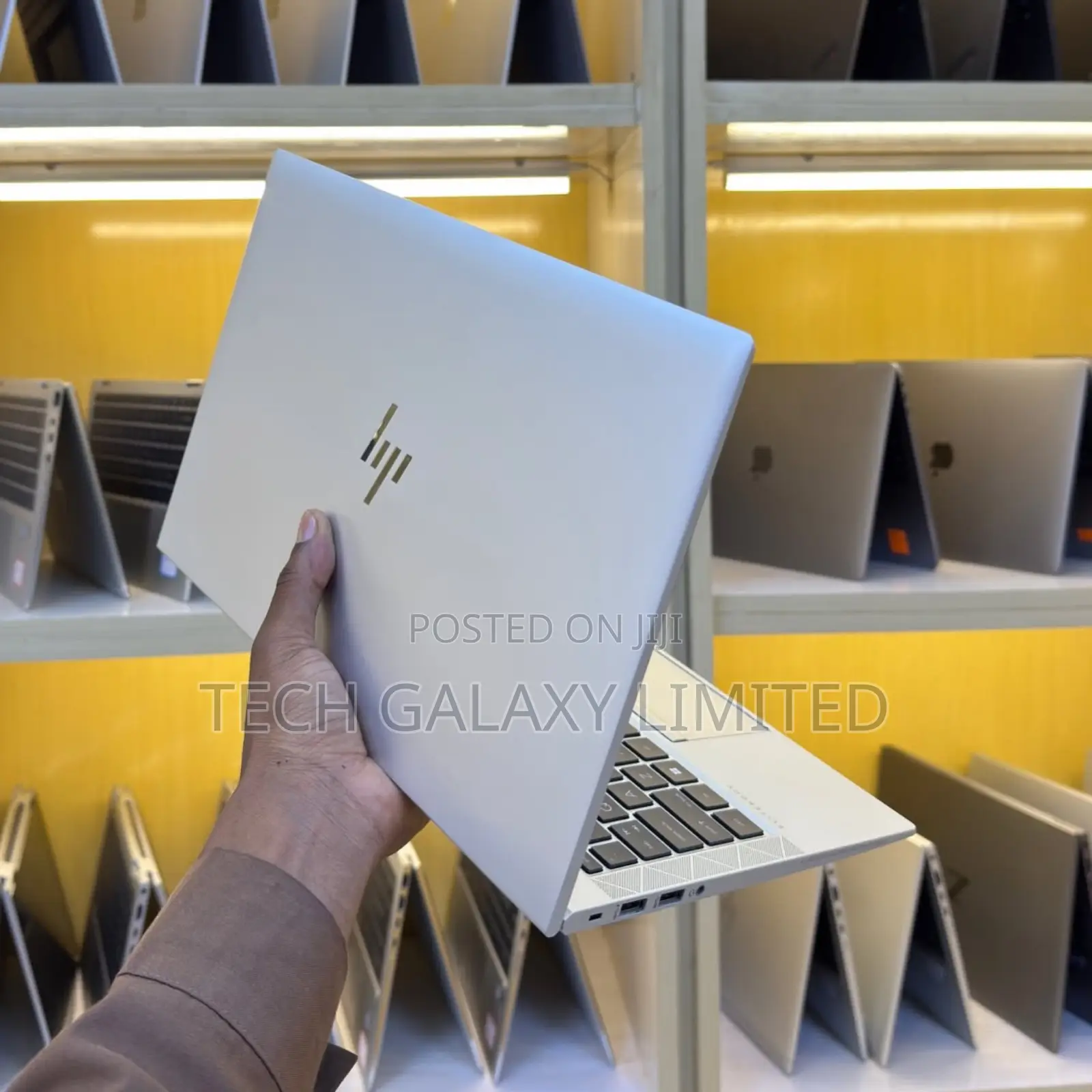 Laptop HP EliteBook 840 G8 8GB Intel Core I5 SSD 256GB