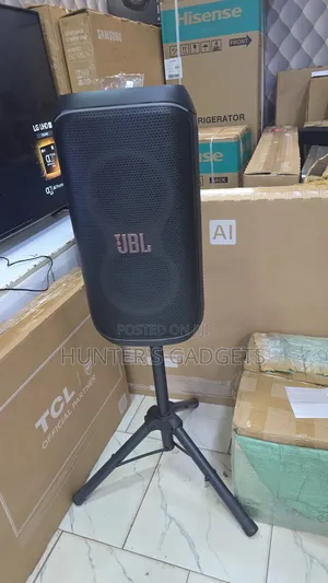 JBL Club 120 Bluetooth Rechargeable Powerful 15hours of Playtime New