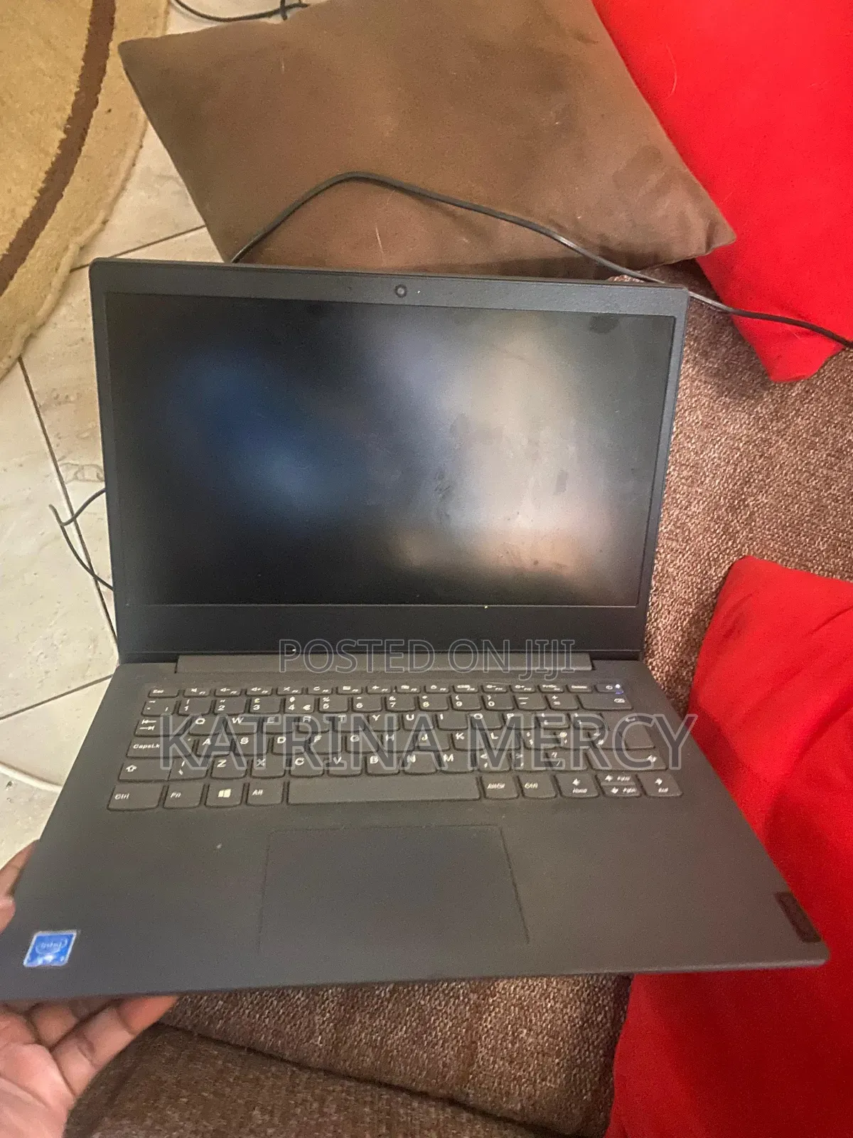 Laptop Lenovo V14 G4 IRU 4GB Intel Celeron HDD 1T