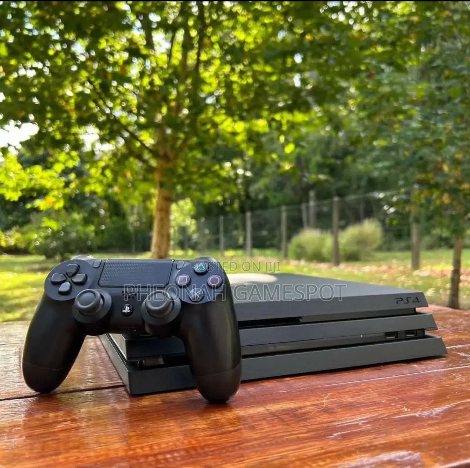 Playstation 4 Pro Ps4: Chipped 1tb 28 Games 2 Pads a Monster Bundle!