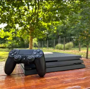 Playstation 4 Pro Ps4: Chipped 1tb 28 Games 2 Pads a Monster Bundle!
