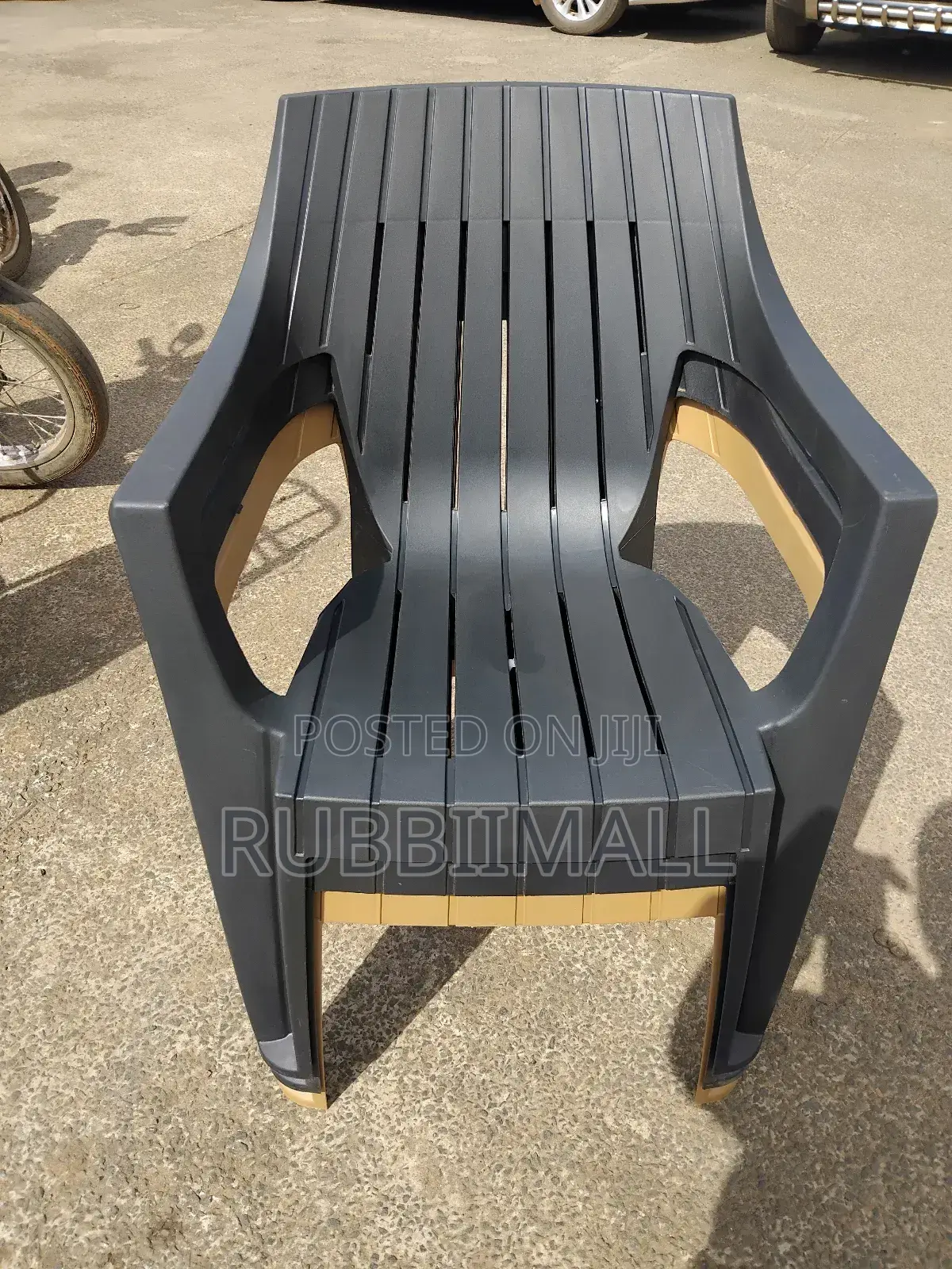 Plastic Stackable Arm Chair