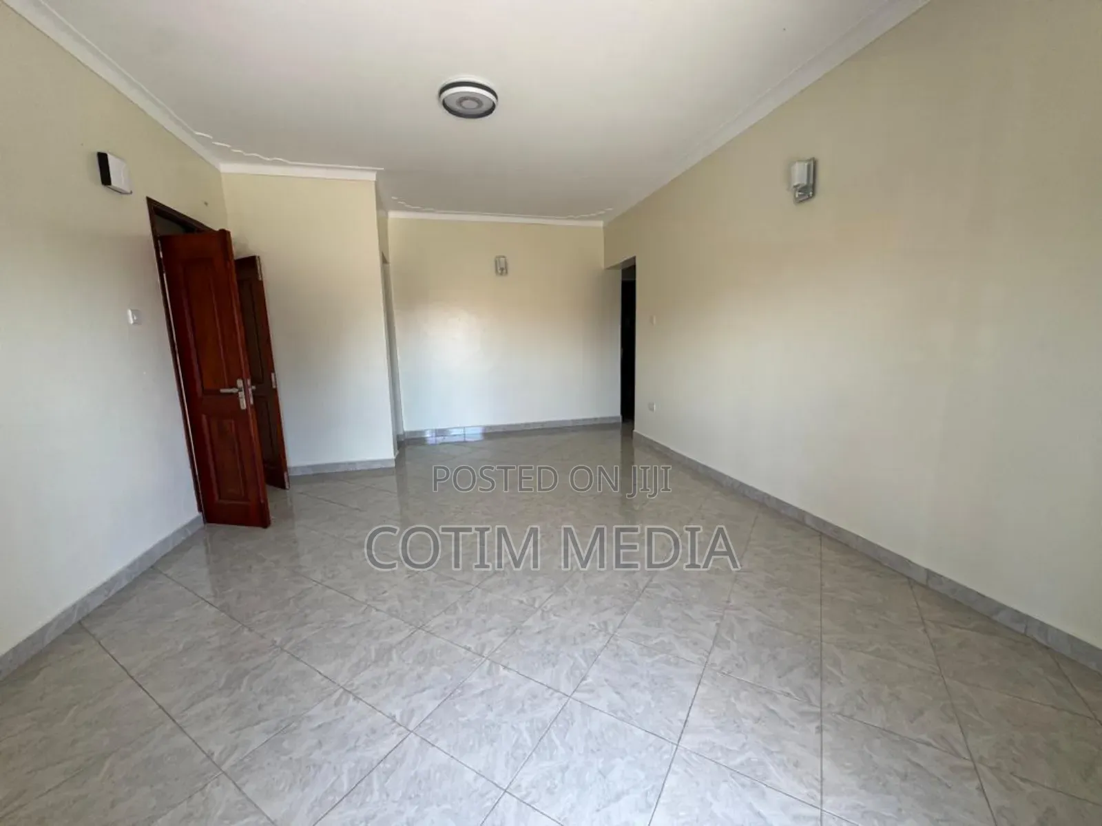 Furnished 10bdrm Block of Flats in Central Division for sale