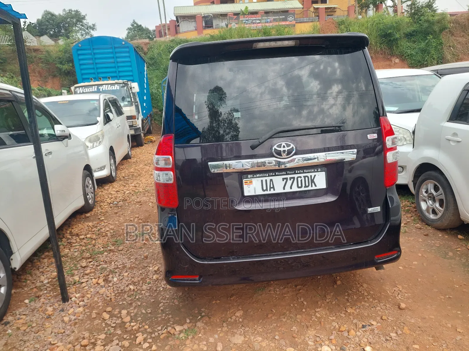 Toyota Noah 2010 Black