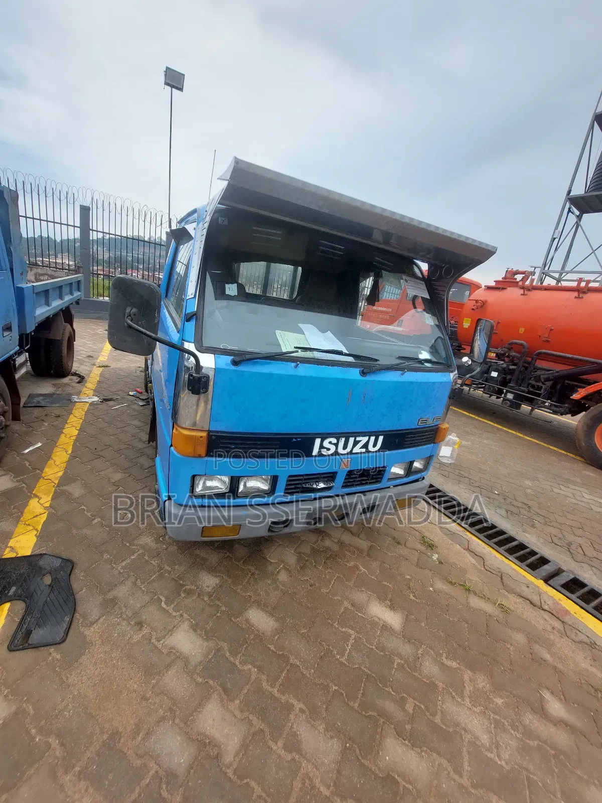 Isuzu Medium Truck