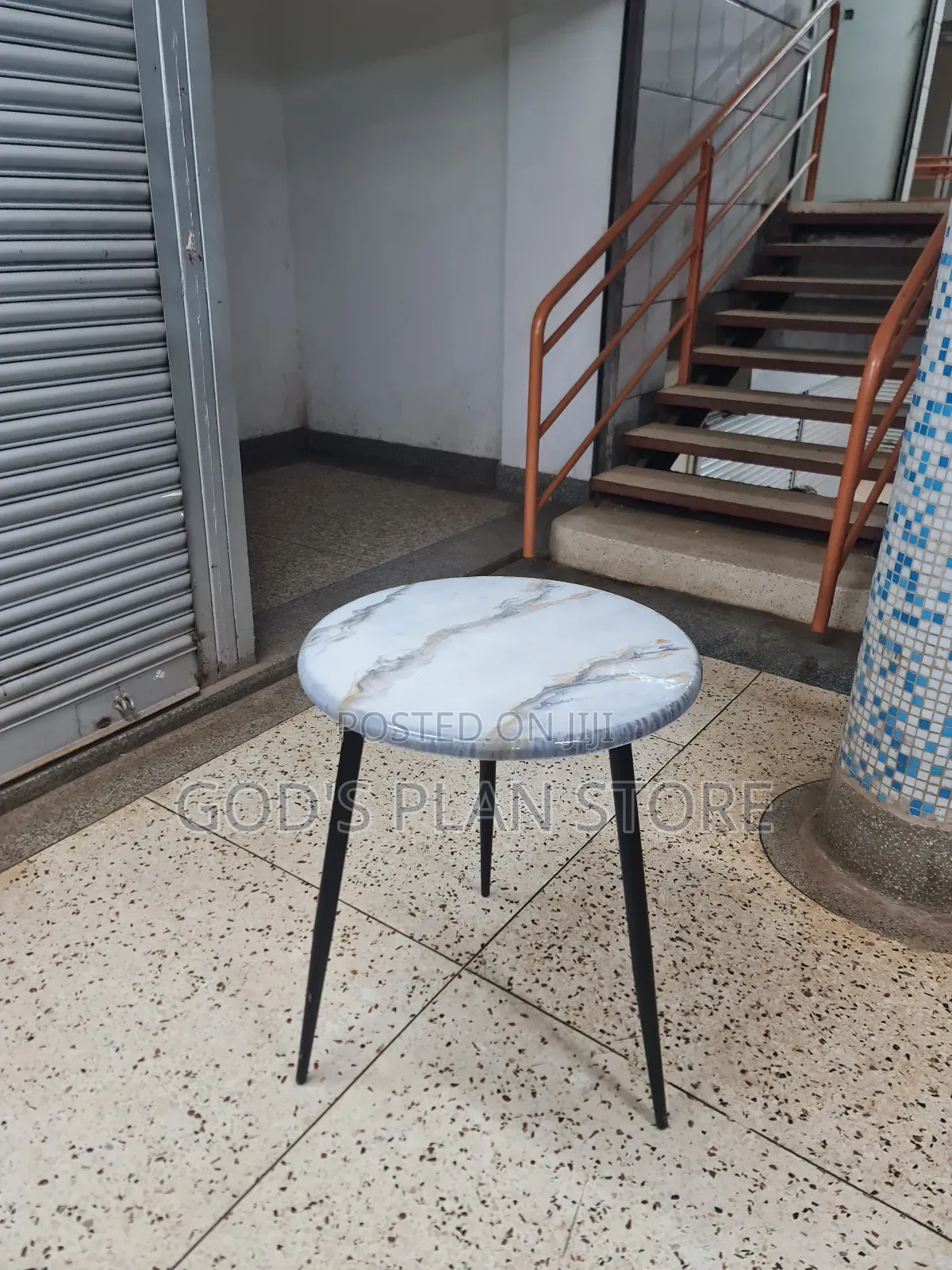 Modern Round Minimalist Dining Table