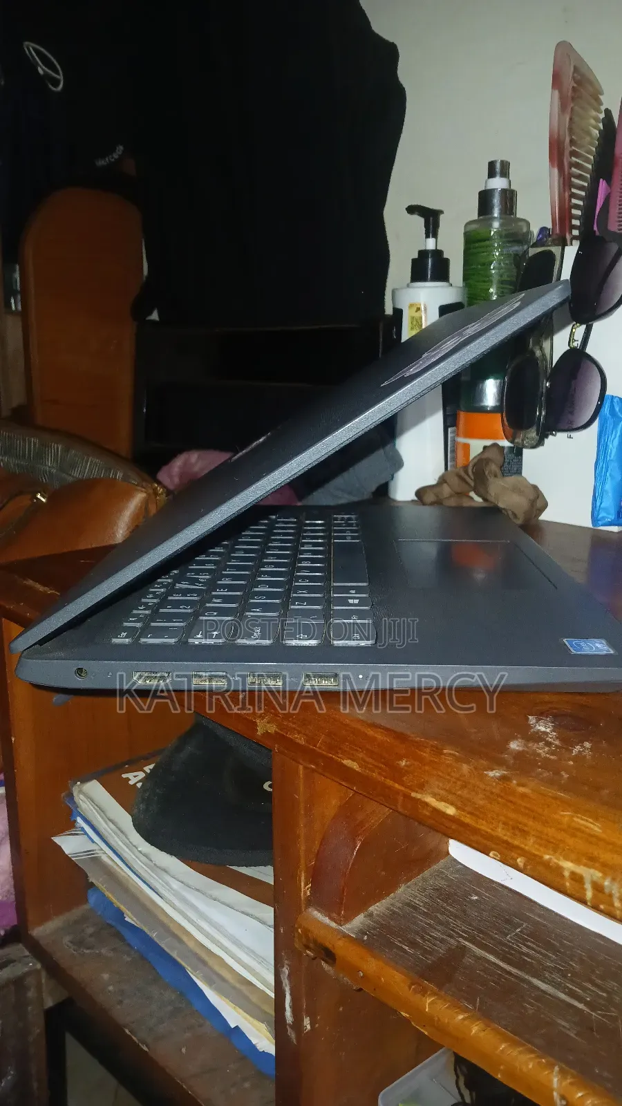 Laptop Lenovo V14 G4 IRU 4GB Intel Celeron HDD 1T