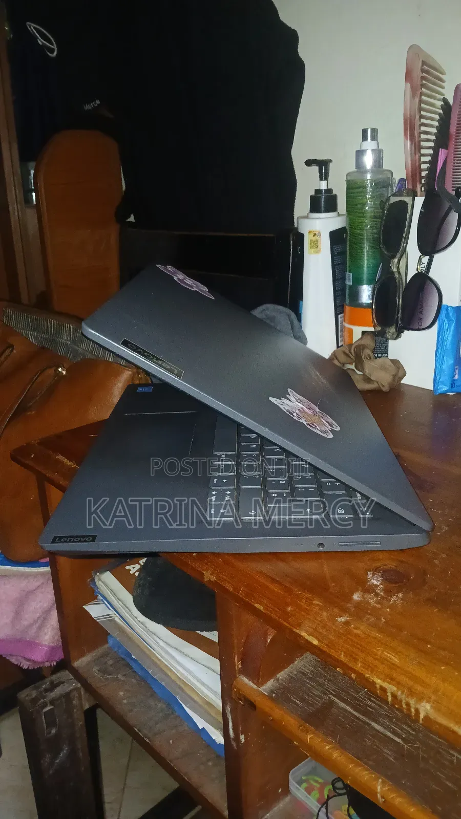 Laptop Lenovo V14 G4 IRU 4GB Intel Celeron HDD 1T