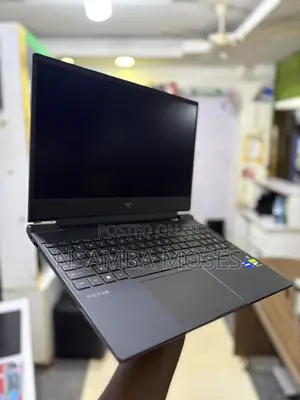 Laptop 16GB Intel Core I7 HDD+SSD 512GB