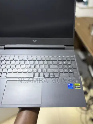 Laptop 16GB Intel Core I7 HDD+SSD 512GB
