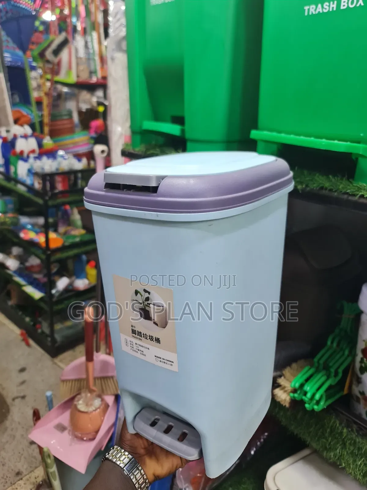 Double Function 10litres Plastic Step on Dist Bins