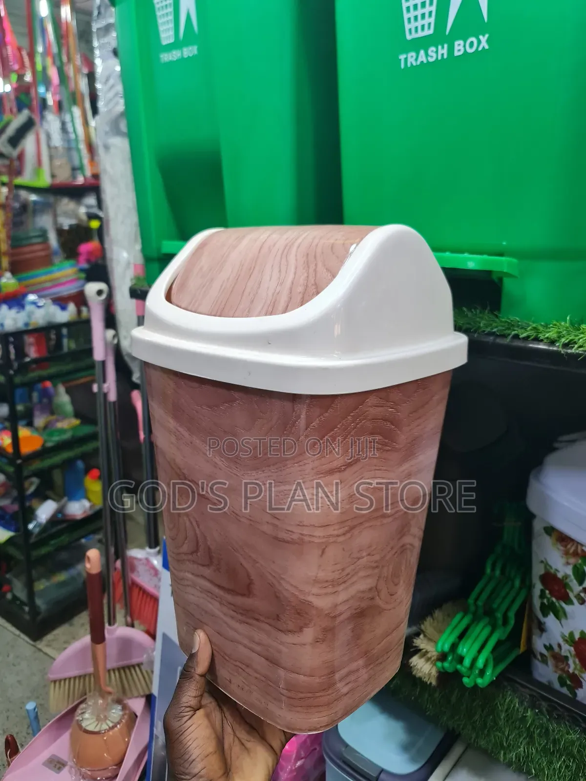 Multiple Color Plastic Dust Bins Plastic Dust Bins 10litres
