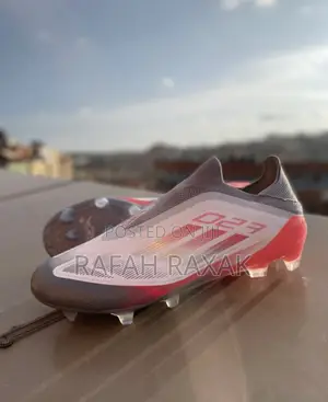 Original Adidas F50 Elite Laceless Firm Ground Football Boots