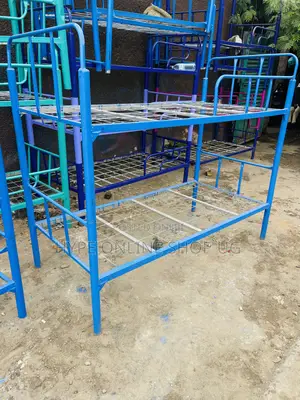 2blue Strong Decker Bed