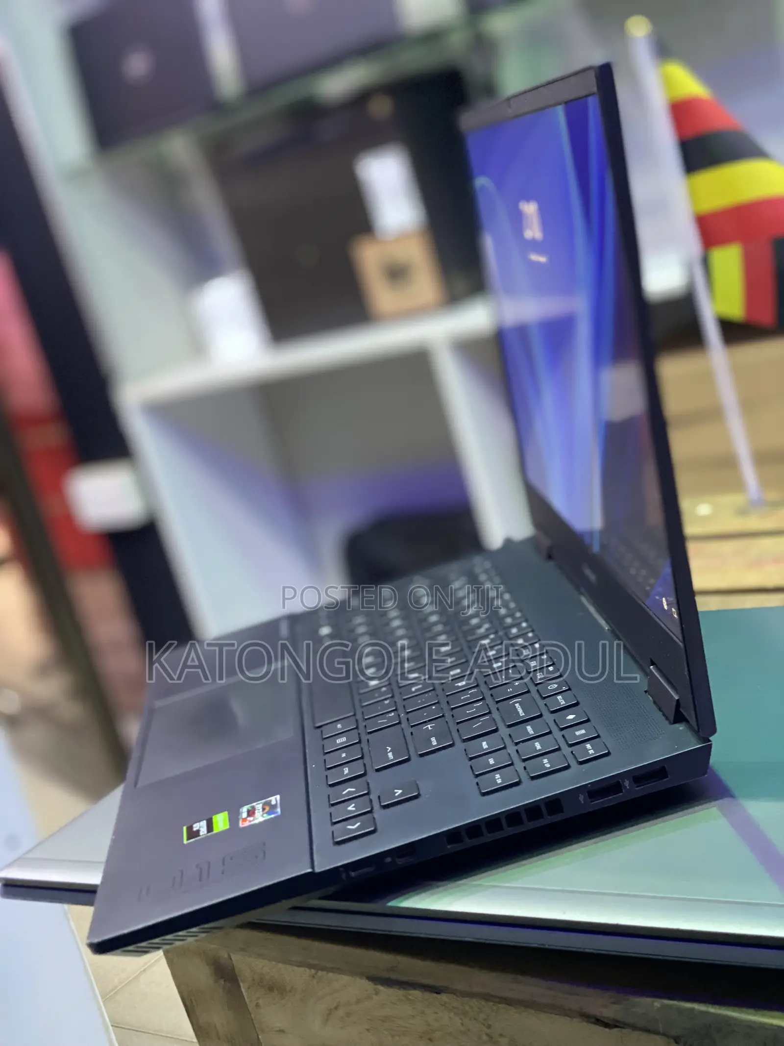New Laptop HP Omen 15 16GB AMD Ryzen 7 SSD 512GB