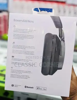 Bowers and Wilkins Px7 S2