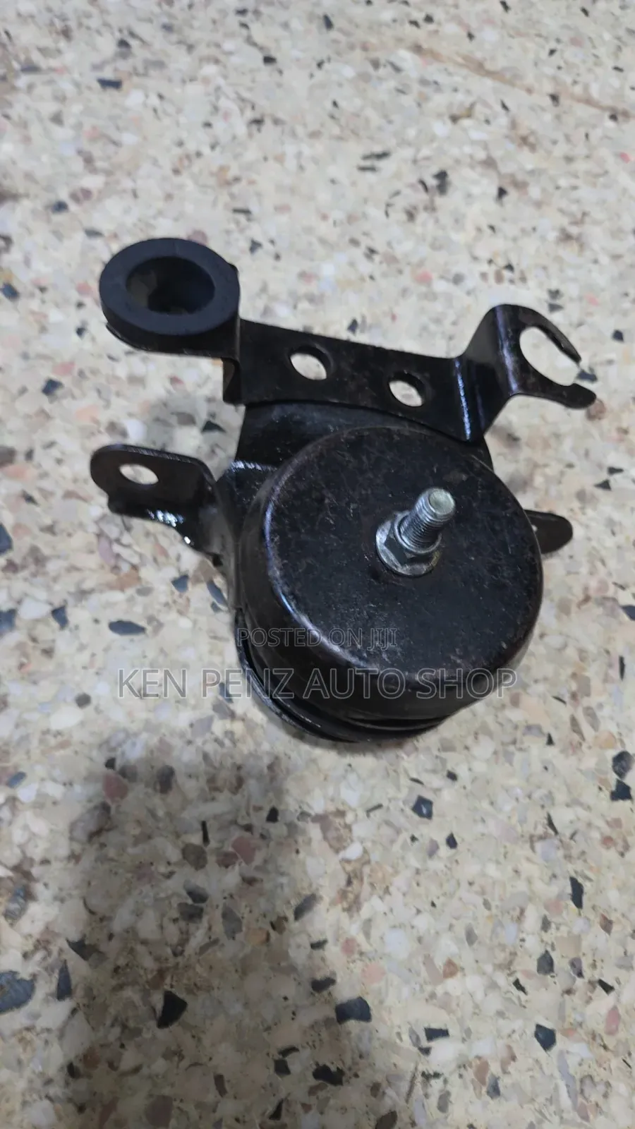Mazda Tribute 2002 Gear Box Mounting