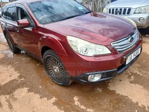 Subaru Outback 2012 Red