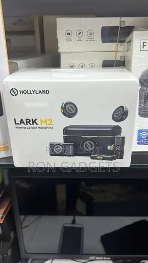 Hollyland Lark M2 Wireless Microphones