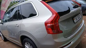 Volvo XC90 2018 Gold