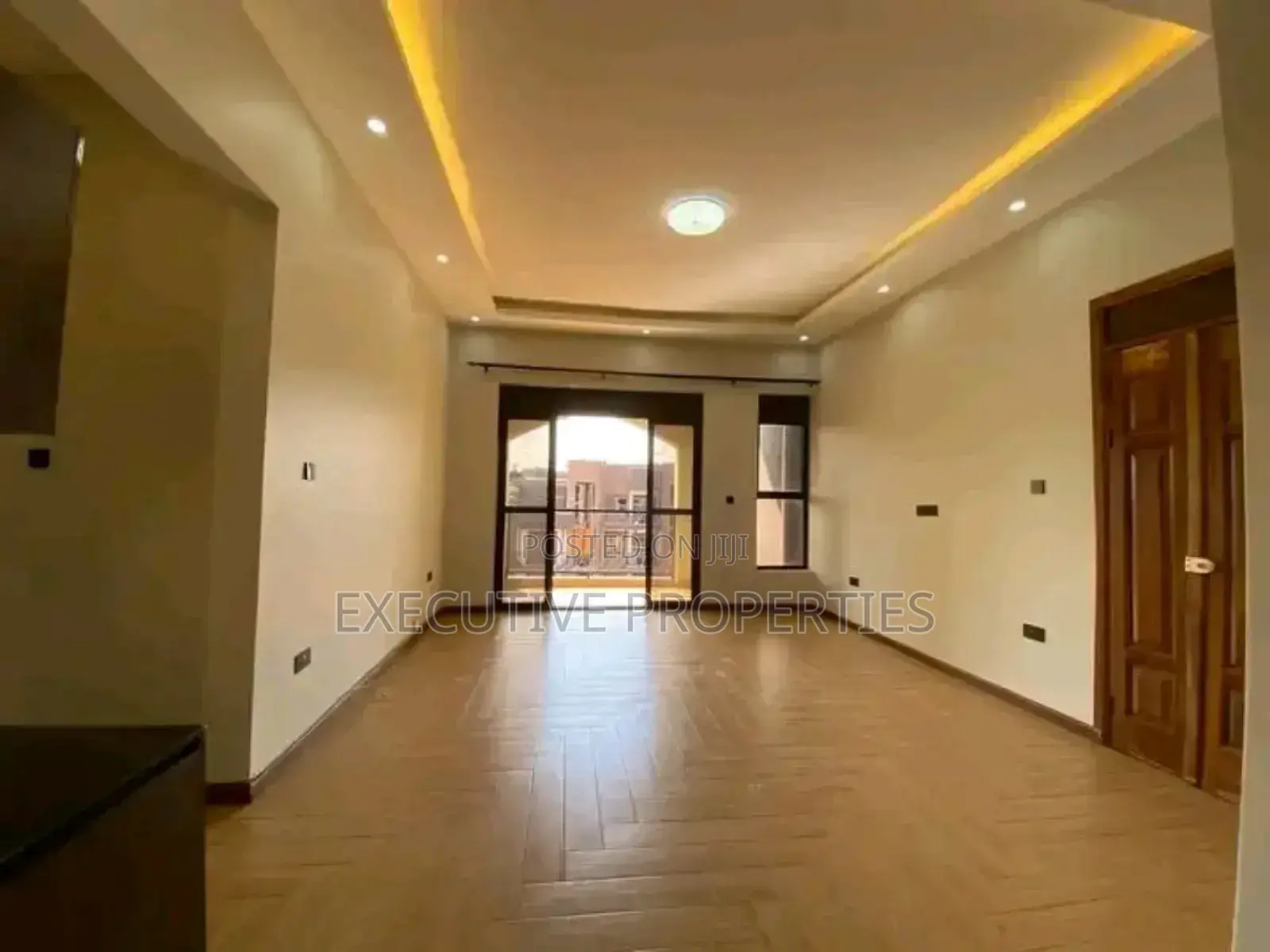 3bdrm Apartment in Muyenga, Central Division for rent