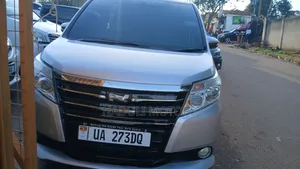 Toyota Noah 2016 Silver