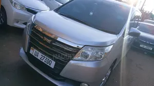 Toyota Noah 2016 Silver