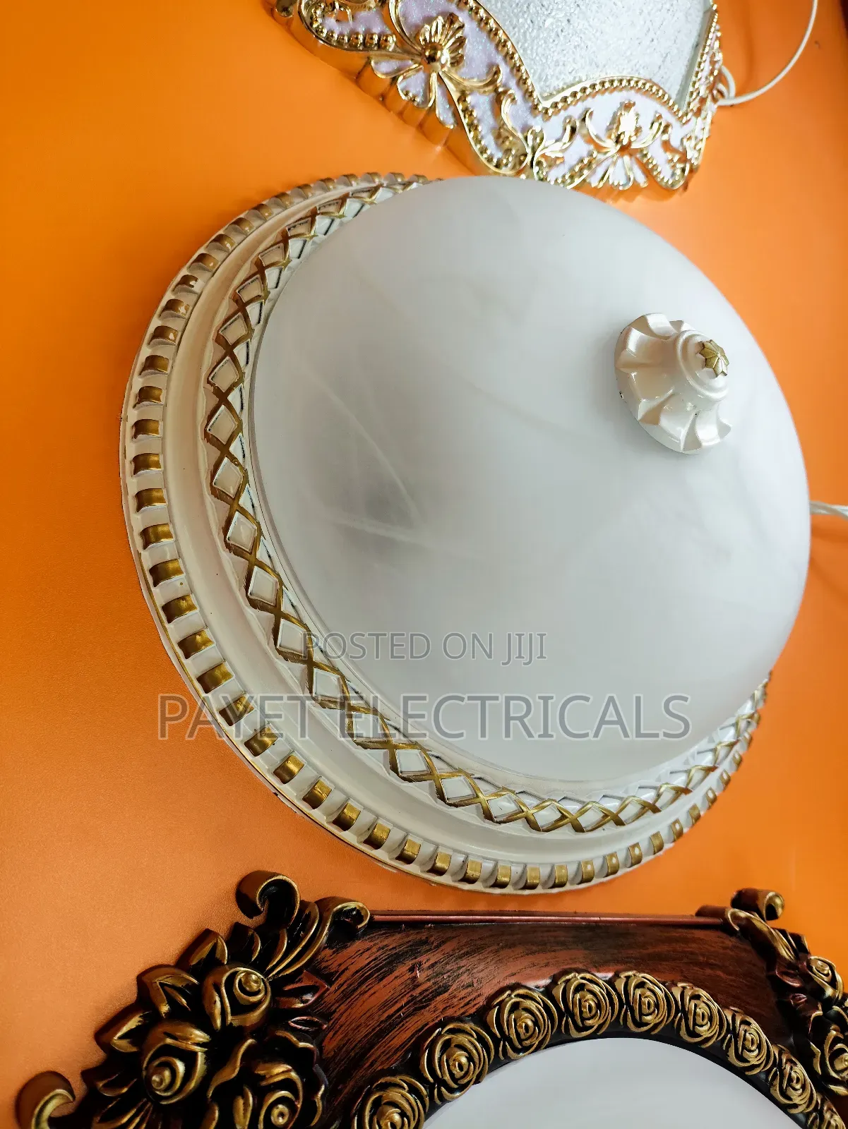 White Body Ceiling Light