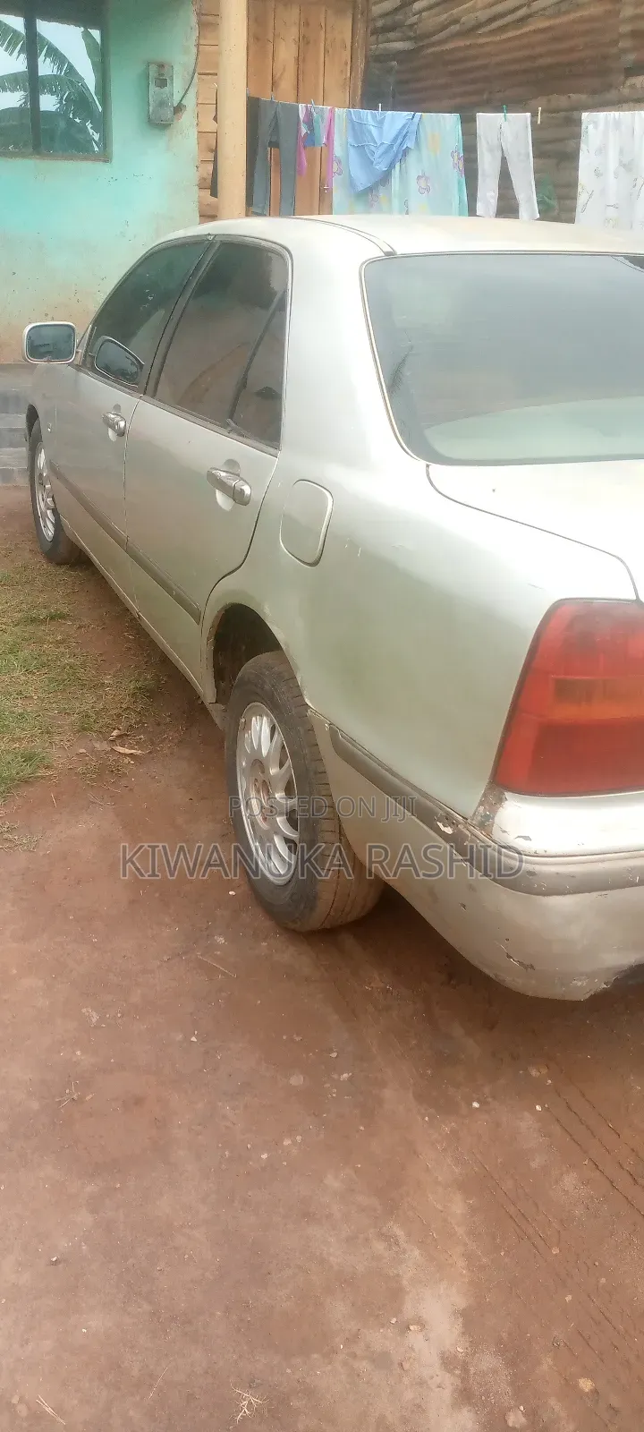 Toyota Progress 2000 Silver