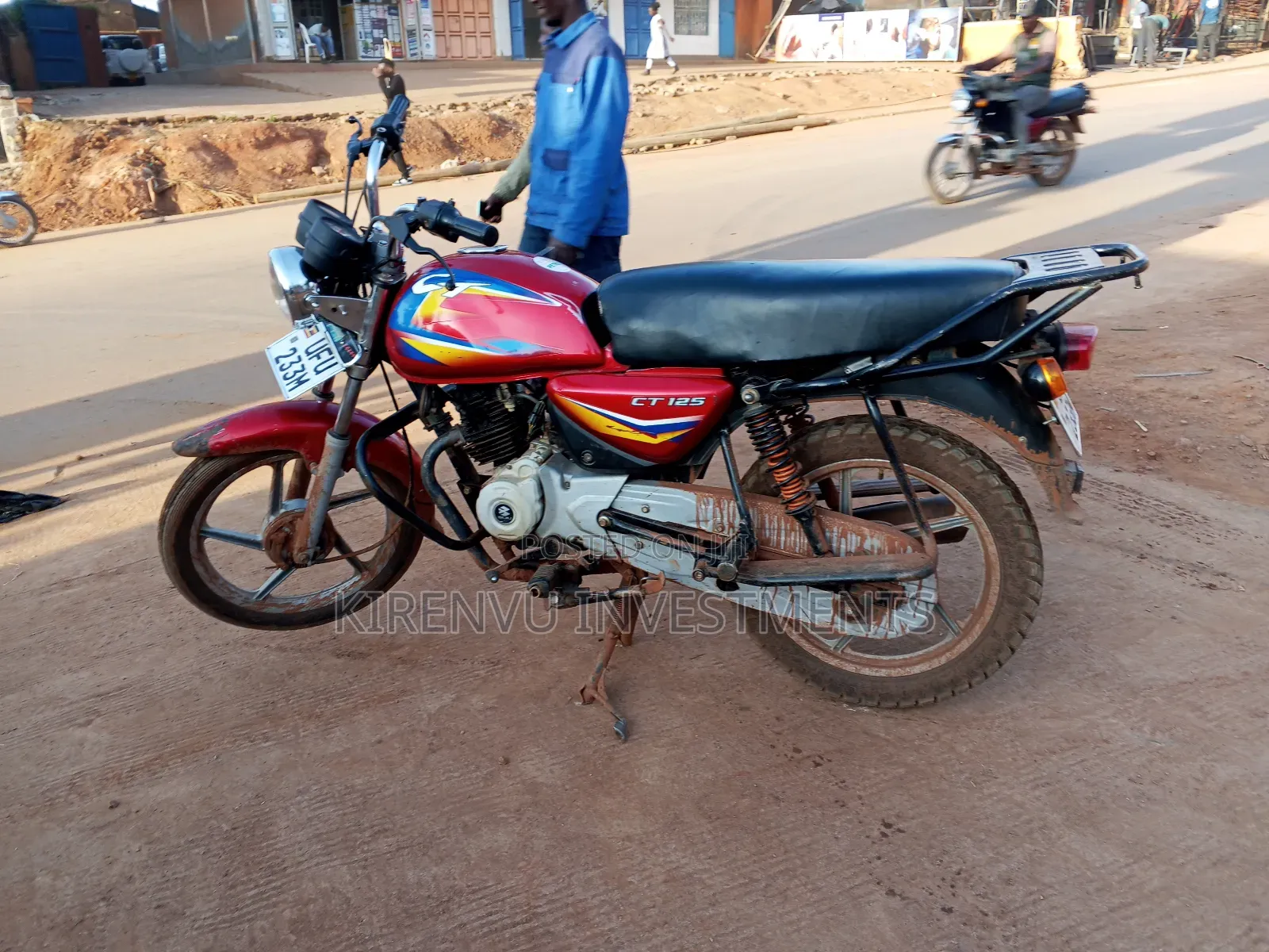 Bajaj Boxer 125 2022 Red