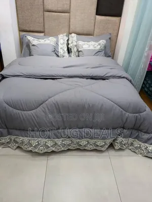 6pcs 5x6 Kingsize Lace Duvet With 1bedsheet, 2 Pillowcases 2 Cushions