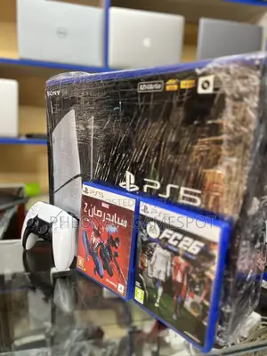 Ps5 Executive Performance System With 2 Pads and 2 Games Included