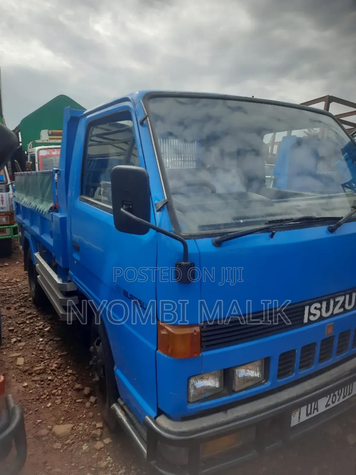 Isuzu Elf Dump
