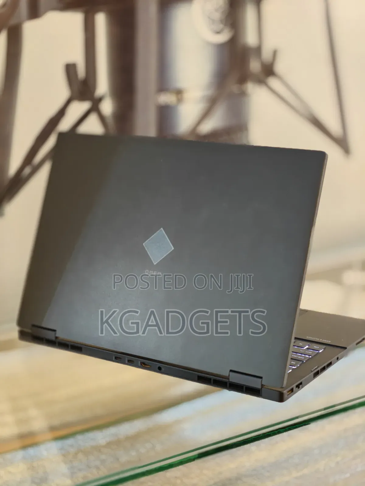 Laptop HP Omen 16 16GB AMD Ryzen 7 SSHD+SSD 512GB