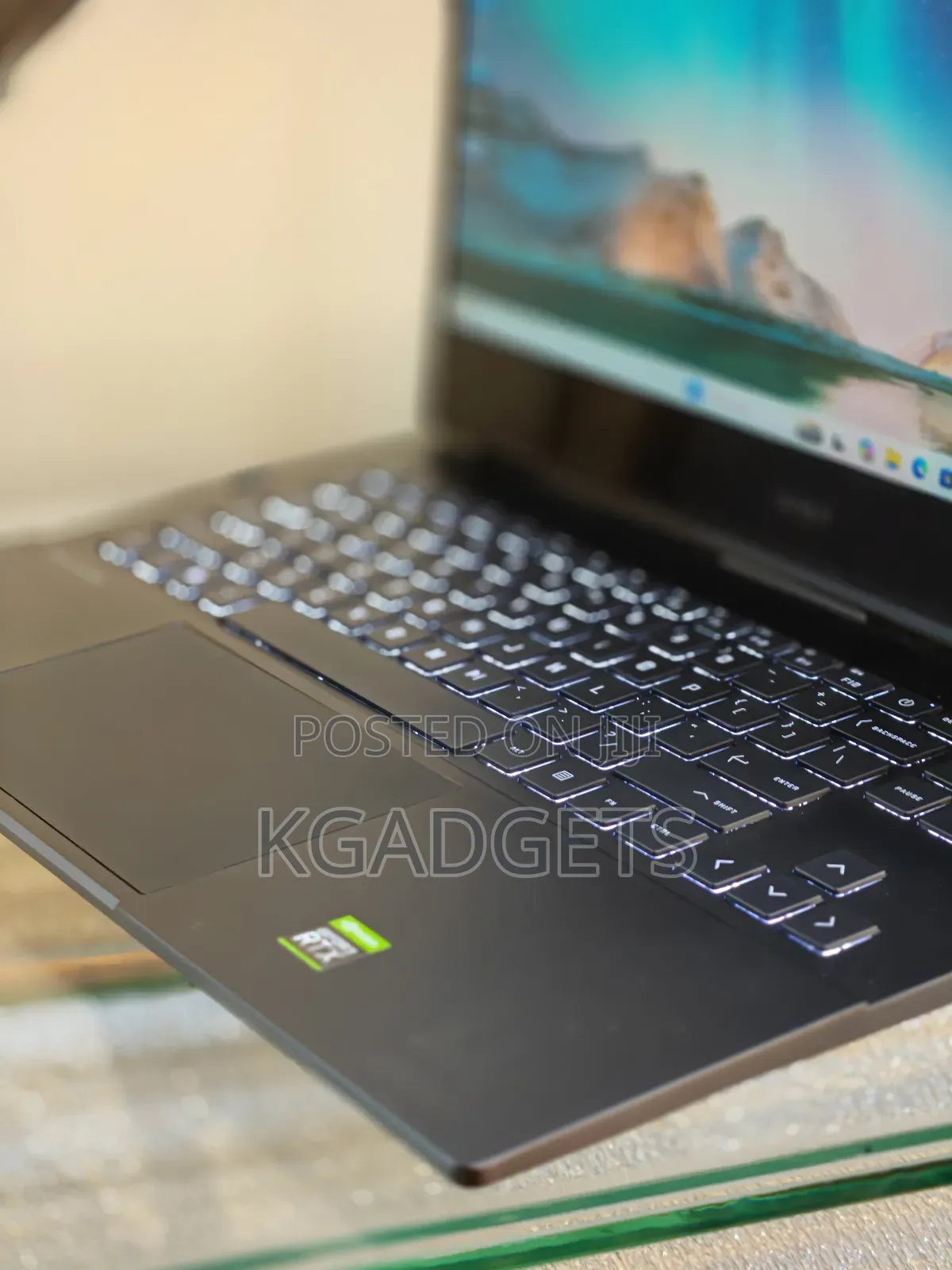 Laptop HP Omen 16 16GB AMD Ryzen 7 SSHD+SSD 512GB