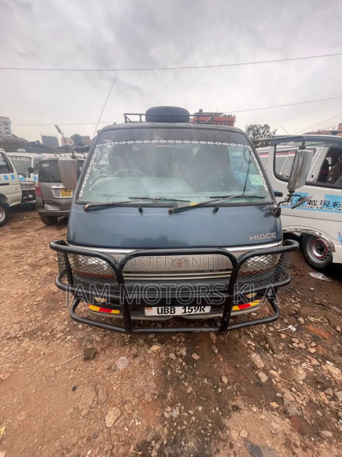 Toyota HiAce 2001 Blue
