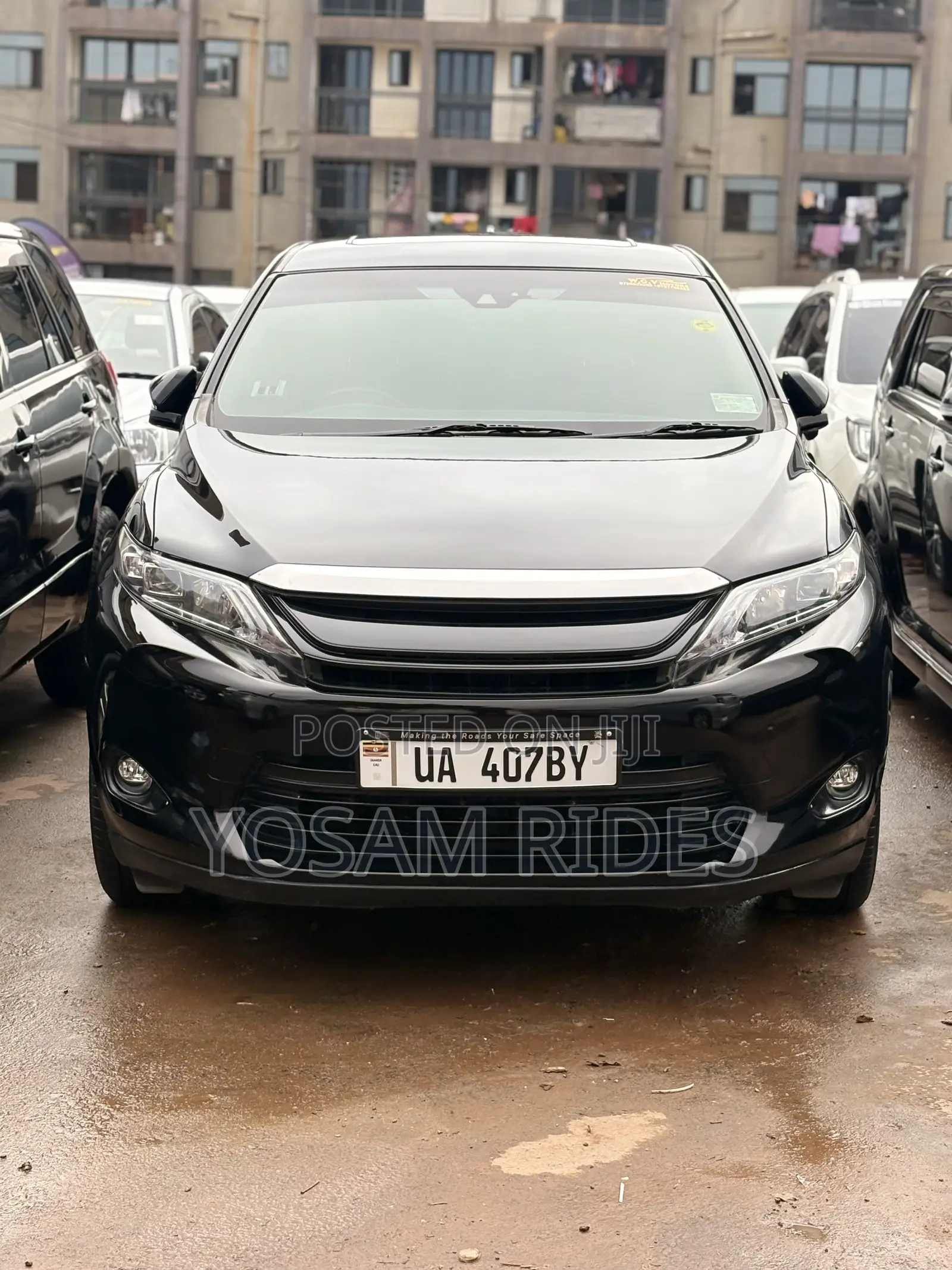 Toyota Harrier 2.0 2016 Black