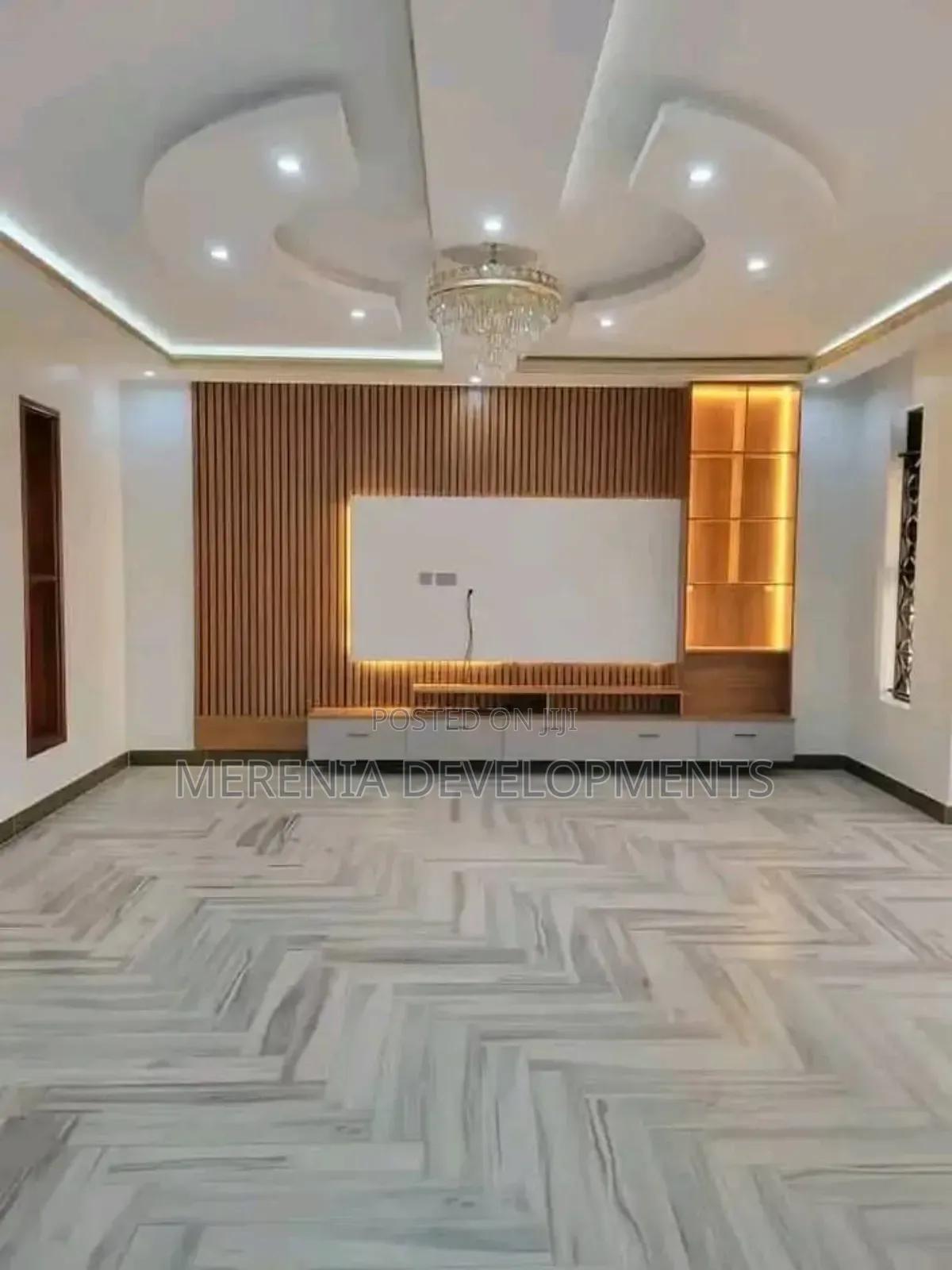 5bdrm House in Bwebajja, Wakiso / Wakiso for sale