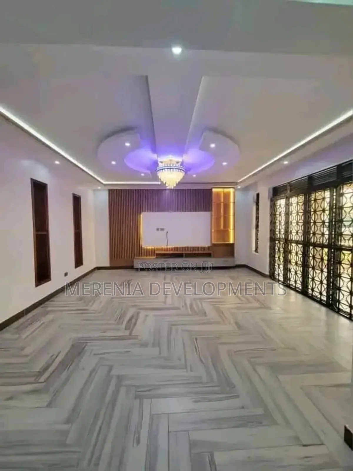 5bdrm House in Bwebajja, Wakiso / Wakiso for sale