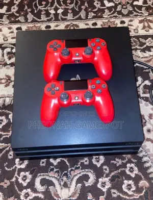 Playstation 4 Pro Ps4: Chipped 1tb 28 Games 2 Pads High Quality Set!