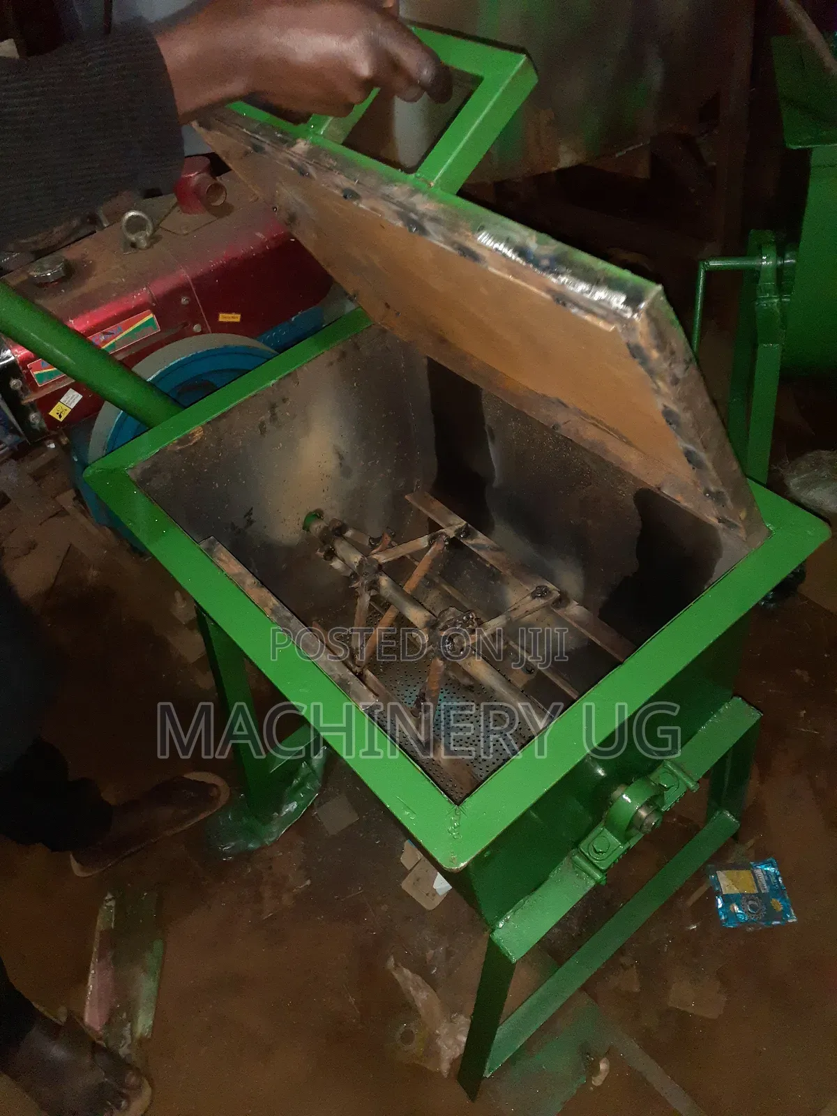 Manual Charcoal Crusher 1