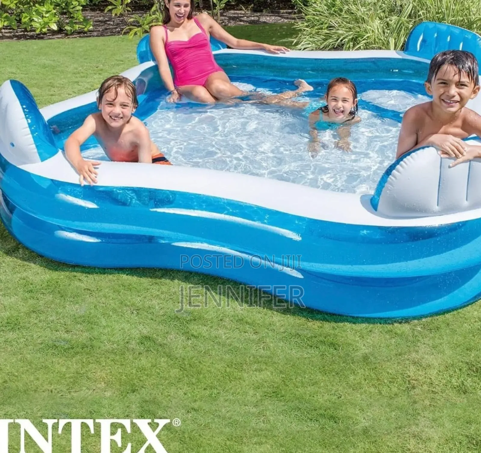 Intex Swim Center Family Lounge Pool