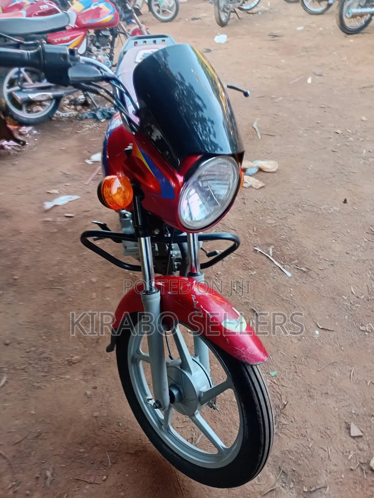 Bajaj CT 125X 2025 Red