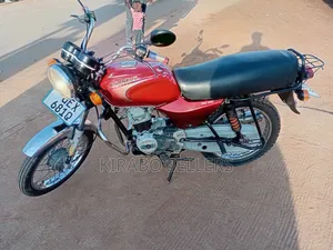 Bajaj Boxer 100 2024 Red